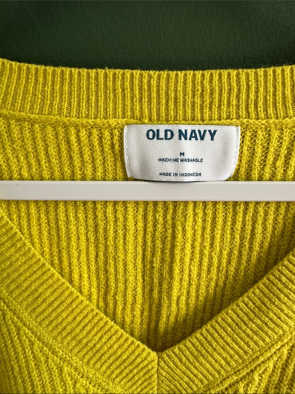 Old Navy Bright Yellow V-Neck Ribbed Sweater Size M - Picture 2 of 5
